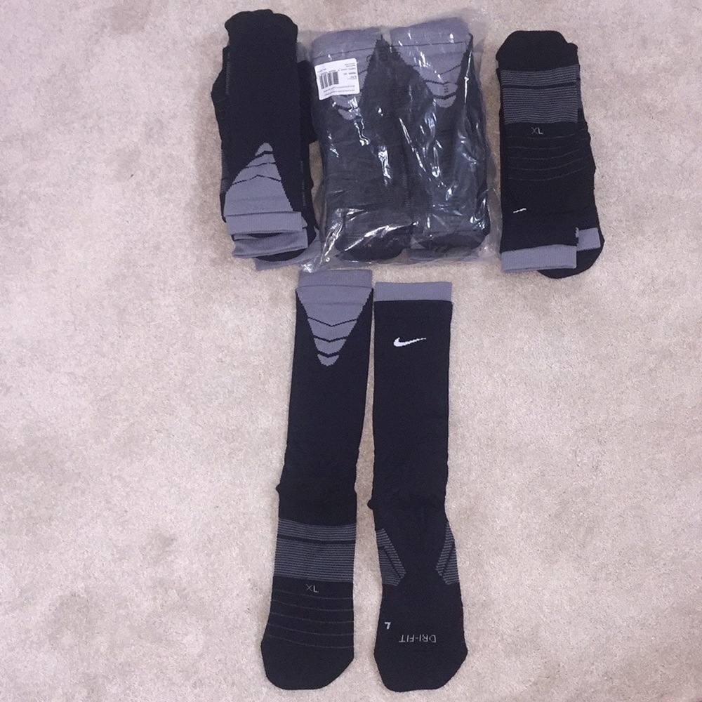 Nike elite socks xl sz 12-15. Calf sock set of 6